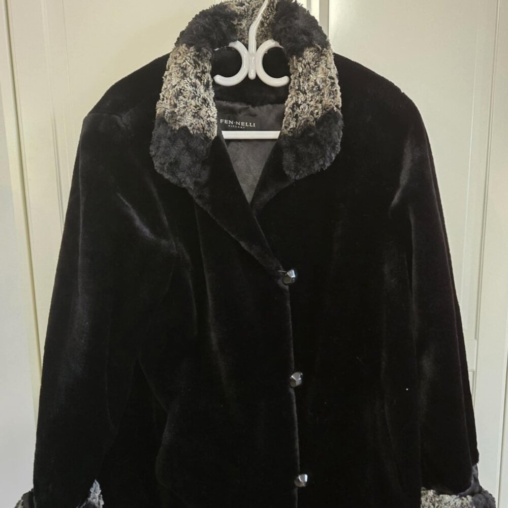 fen-nelli elegant coat size 12